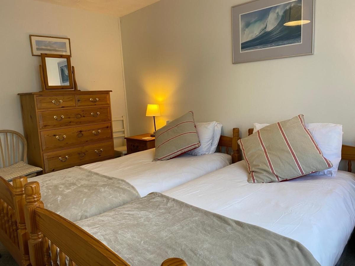 Trafalgar, Lovely Ground Floor Flat With Outside Patio Garden, Minutes Walk To Seafront Seaview Exteriér fotografie